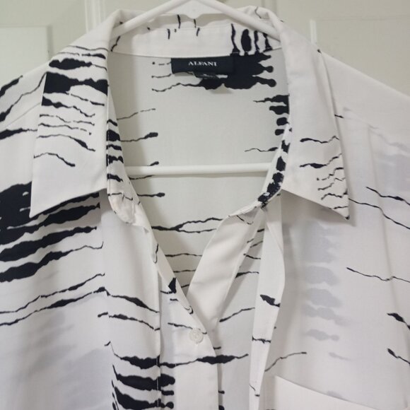 Alfani Womens Black & White Abstract Print Button-Up Blouse M - Picture 9 of 13